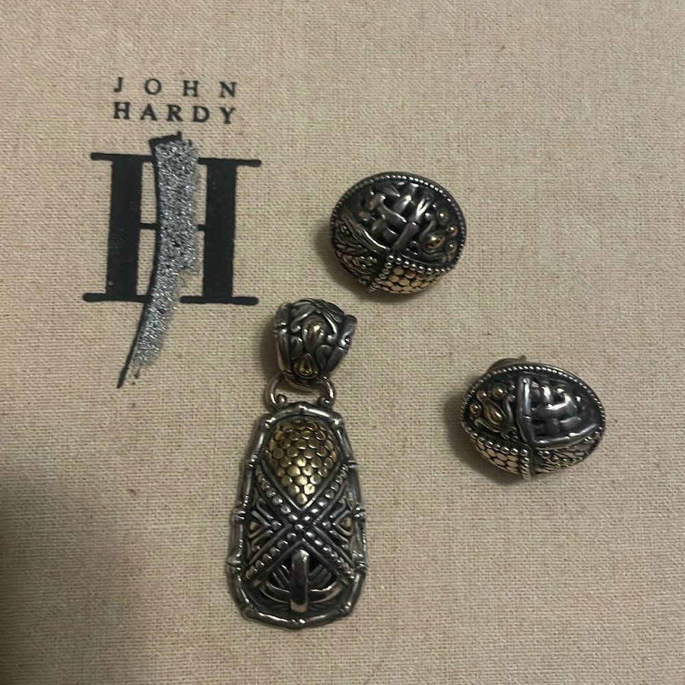 John Hardy Quatrefoil Pendant Necklace Earrings Set